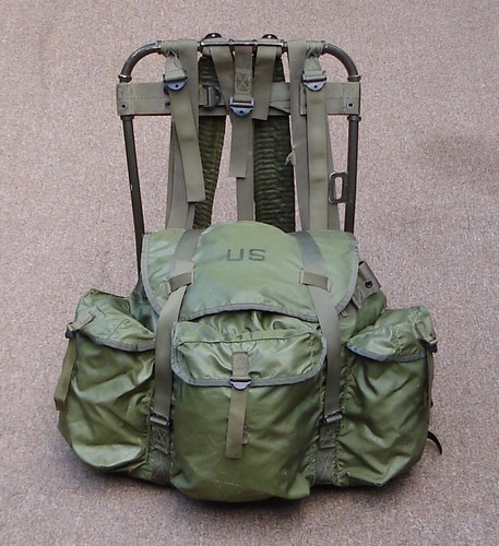 The 1962 experimental Lightweight Rucksack pack was made from OG-106 nylon and had three outside pockets.