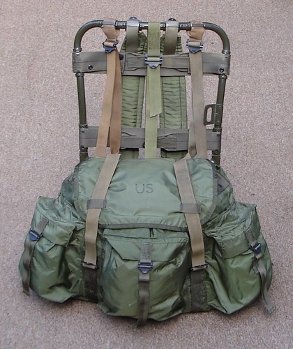 The 1968 model Lightweight Rucksack had a middle horizontal back strap.