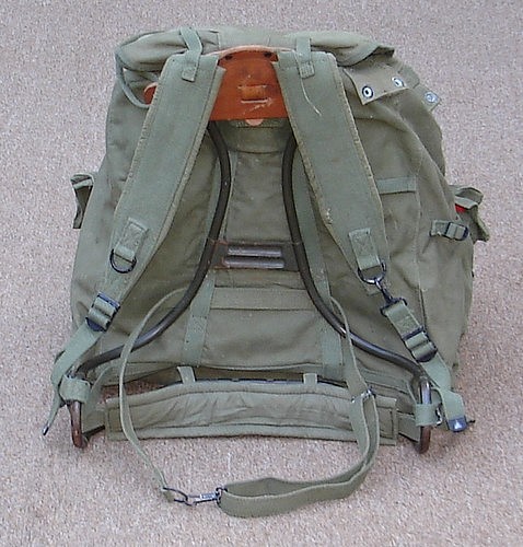 The M1952 Mountain Rucksack was supported by a tubular steel frame.
