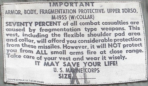 Nomenclature and instruction label in the M1955 flak vest.