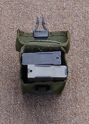 The USMC M1967 ammunition pocket could accommodate two M14 magazines.