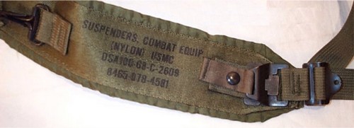 The USMC M1967 suspenders featured quick release buckles carried over from the design of the experimental XM1964 pack.