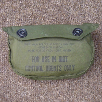 XM28 Mask was designed so that it could be folded into a waterproof carrier.