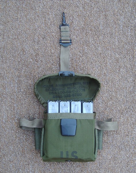 The M1967 M16 ammunition case could hold up to four 20rd magazines for the M16 / M16A1 rifle.